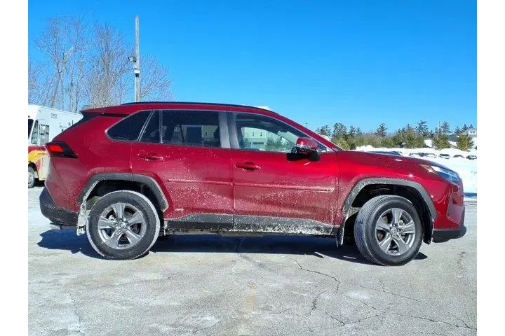 $36825 : Toyota RAV4 Hybrid 2024 AWD image 2