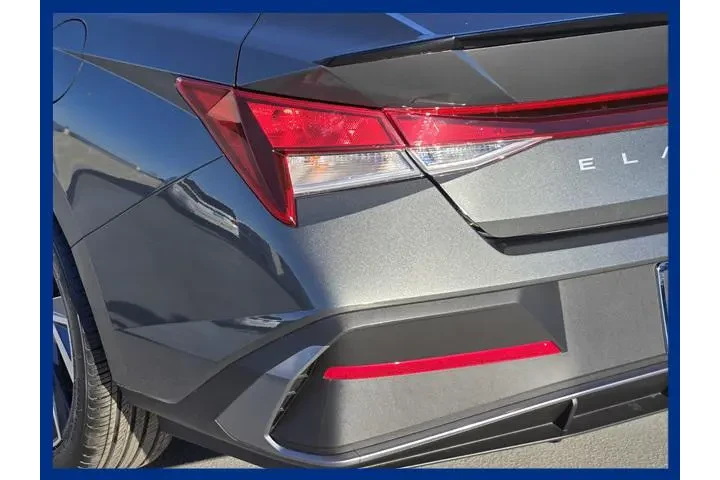 $25035 : Hyundai ELANTRA 2025 SEL Spo image 9