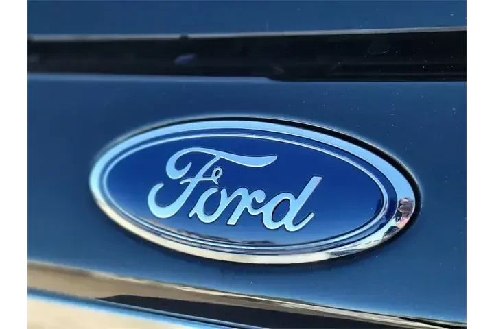 $27691 : Ford Explorer 2023 XLT 4dr S image 5