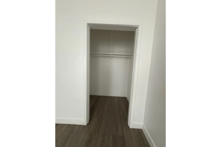 $2300 : Apartamento de 3 recámaras image 3