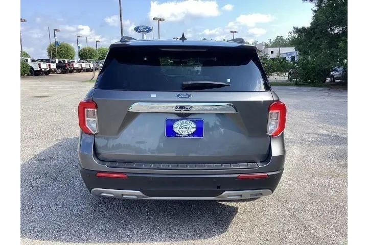 $17981 : Ford Explorer 2022 XLT 4dr S image 8