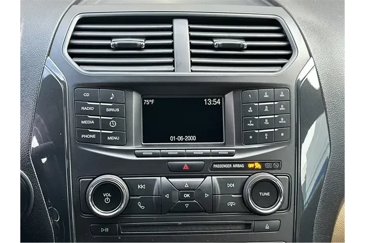 $13000 : Ford Explorer 2017 Base 4dr image 9