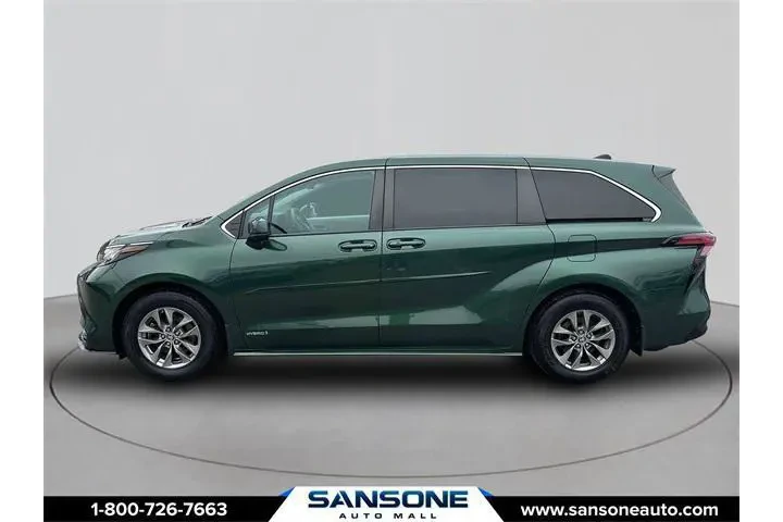 $30959 : Toyota Sienna 2021 AWD LE 8- image 3