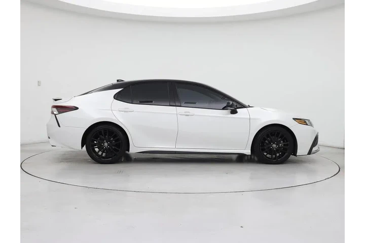 $29998 : Toyota Camry 2022 XSE V6 4dr image 7