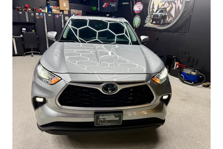 $18995 : 2020 Highlander image 8