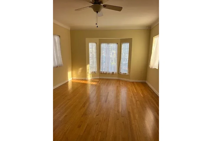 $1175 : Inglewood Casa Renta image 4