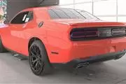 2017 Challenger SXT thumbnail