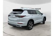 $36499 : Mitsubishi Outlander 2025 AW thumbnail