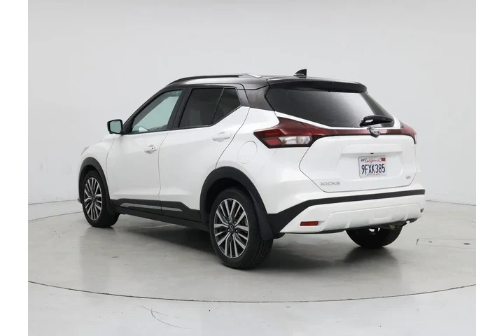 $19998 : Nissan Kicks 2023 SR 4dr Cro image 2