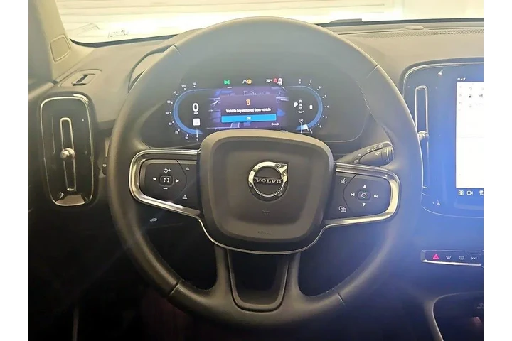 $29998 : Volvo XC40 2023 AWD B5 Ultim image 10