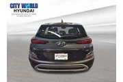$17678 : Hyundai KONA 2022 AWD SE 4dr thumbnail