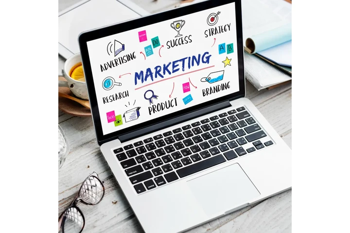 Royal Ink – Website Design image 1