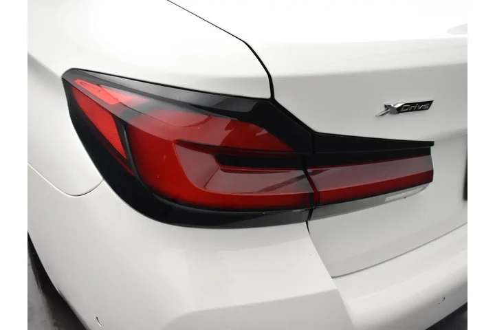 $33852 : BMW 5 Series 2021 AWD 540i x image 8