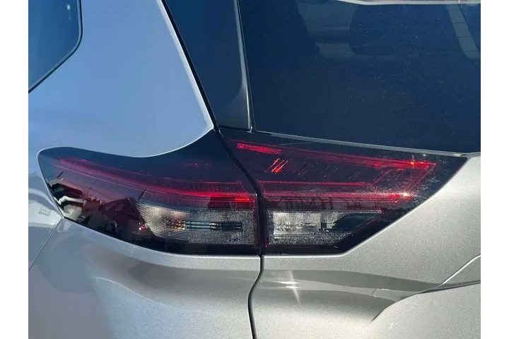 $21995 : Nissan Rogue 2025 AWD SV 4dr image 10