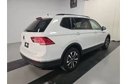 $19493 : Volkswagen Tiguan 2023 S 4dr thumbnail