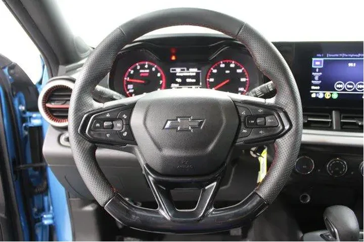 $22987 : Chevrolet Trax 2025 RS 4dr C image 9