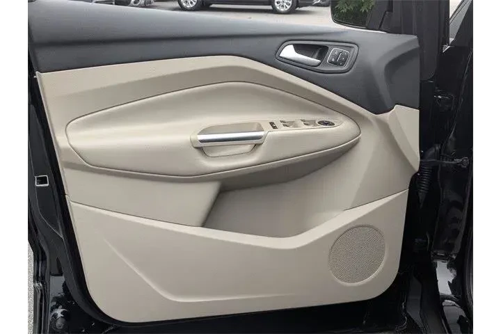 $15992 : Ford Escape 2018 AWD Titaniu image 9