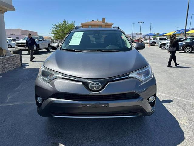 $16500 : Pre-Owned 2017 RAV4 XLE Sport image 9