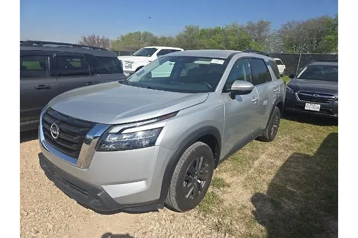 $29423 : Nissan Pathfinder 2025 SV 4d image 1