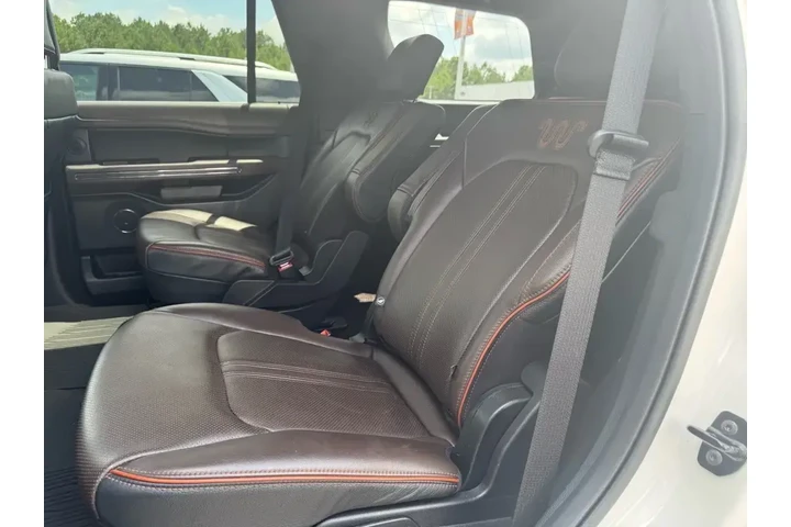 $32991 : Ford Expedition 2021 4x4 Kin image 7