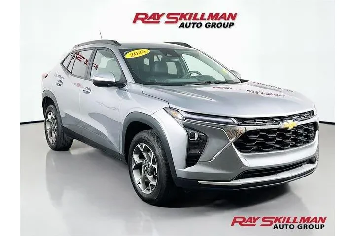 $24975 : Chevrolet Trax 2025 LT 4dr C image 1