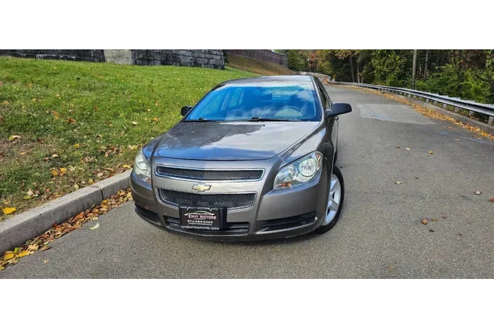$5595 : 2010 Malibu LS image 10
