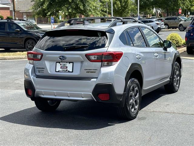 $26484 : PRE-OWNED 2021 SUBARU CROSSTR image 2