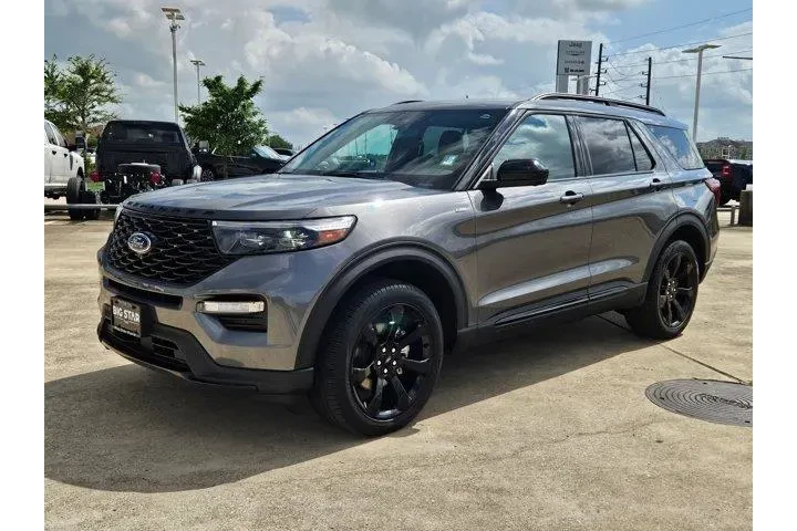 $35400 : Ford Explorer 2023 AWD ST-Li image 8