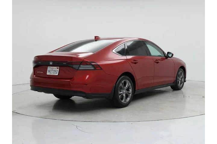 $27998 : Honda Accord 2024 EX 4dr Sed image 8