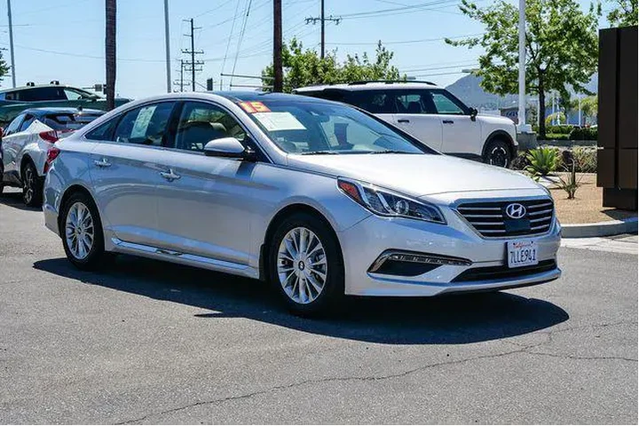 $12000 : Hyundai SONATA 2015 Limited image 3