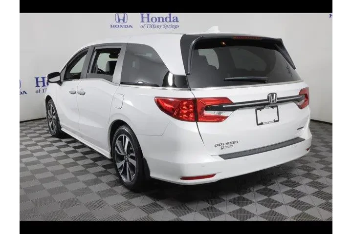 $38575 : Honda Odyssey 2023 Touring 4 image 5