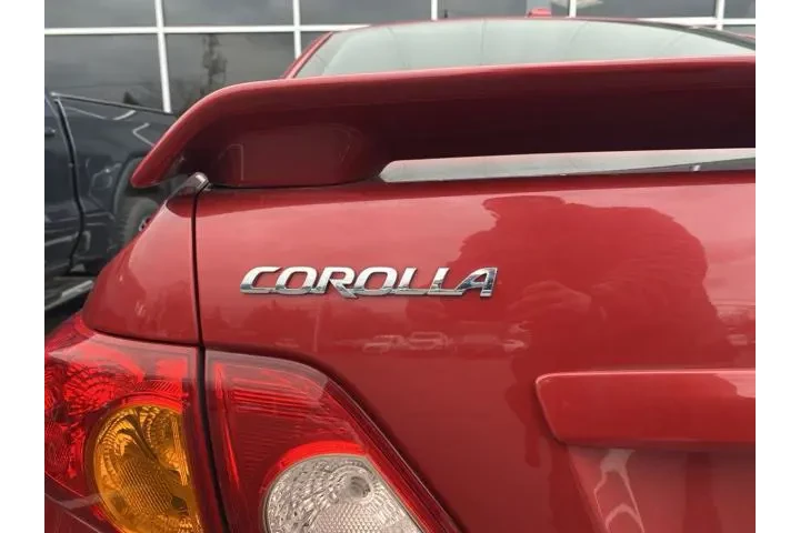 $9999 : Toyota Corolla 2010 S 4dr Se image 3