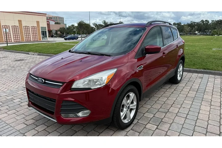 $4500 : 2016 Ford Escape SE AWD image 2