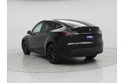 $31998 : Tesla Model Y 2023 AWD Long thumbnail