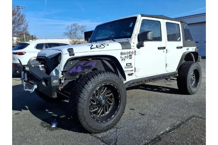 $27989 : Jeep Wrangler JK Unlimited 2 image 2