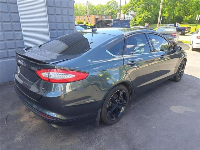 $9900 : 2016 FORD FUSION image 7