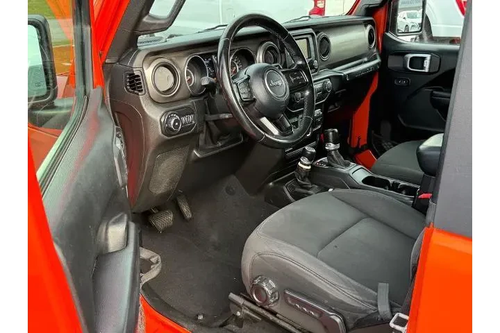$20000 : Jeep Wrangler 2020 4x4 Willy image 10