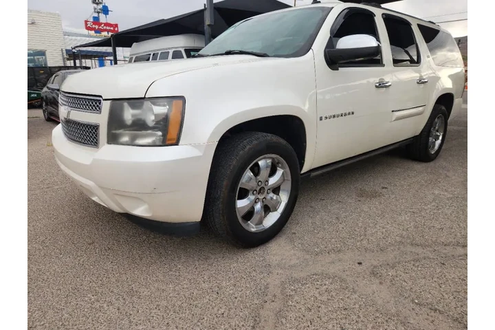 $7995 : 2008 Suburban LTZ image 2