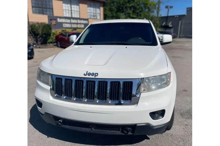 2012 Grand Cherokee image 4