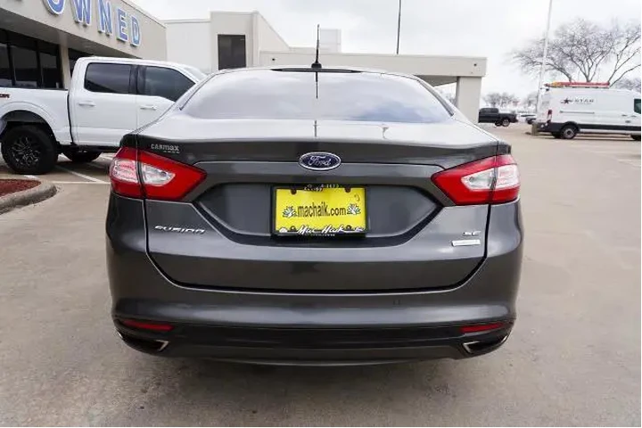 $8988 : Ford Fusion 2015 SE 4dr Seda image 5