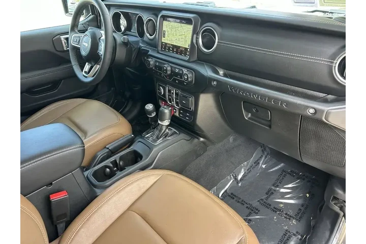 $28448 : Jeep Wrangler 2023 4x4 Rubic image 8