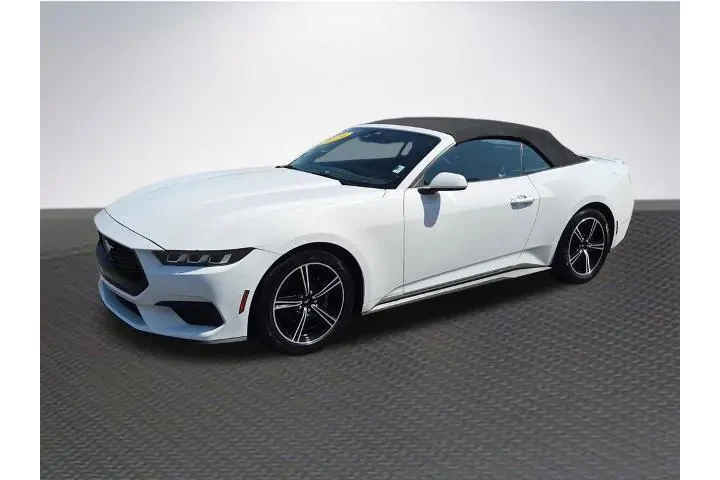 $32480 : Ford Mustang 2024 EcoBoost P image 2