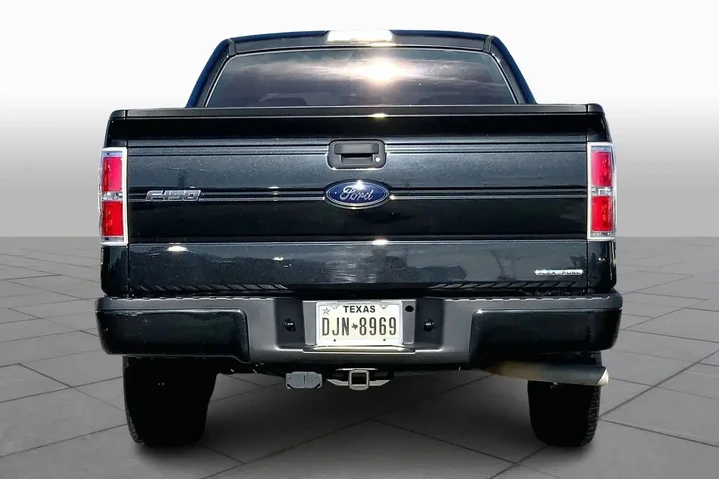 $16588 : Ford F-150 2014 4x2 STX 4dr image 4