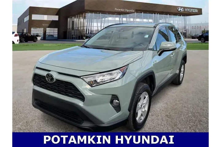 $22995 : Toyota RAV4 2021 XLE 4dr SUV image 1