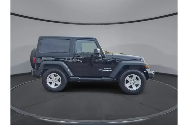 $12995 : Jeep Wrangler 2013 4x4 Sport image 9