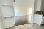 $1450 : 1bd 1ba apartment for rent thumbnail