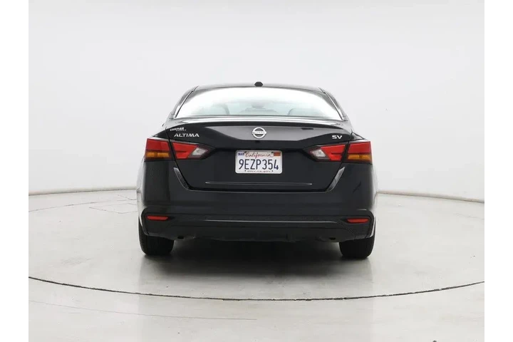 $13998 : Nissan Altima 2021 2.5 SV 4d image 6