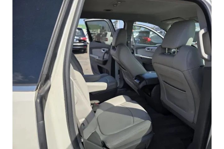 $8995 : 2011 Traverse LT image 10