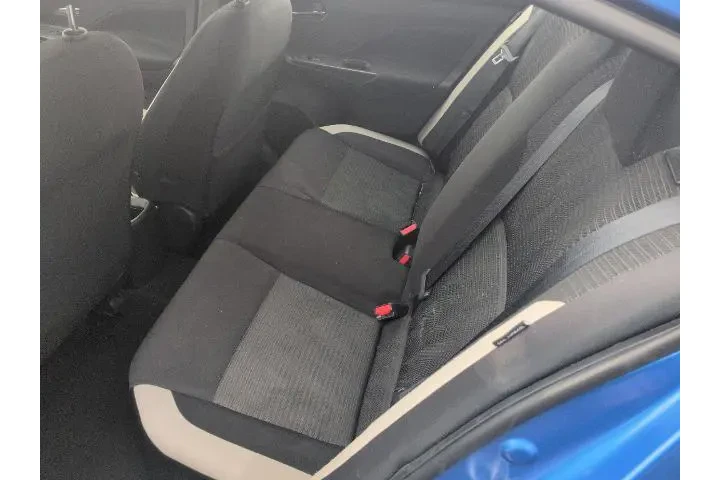 $13050 : Nissan Versa 2021 SV 4dr Sed image 6