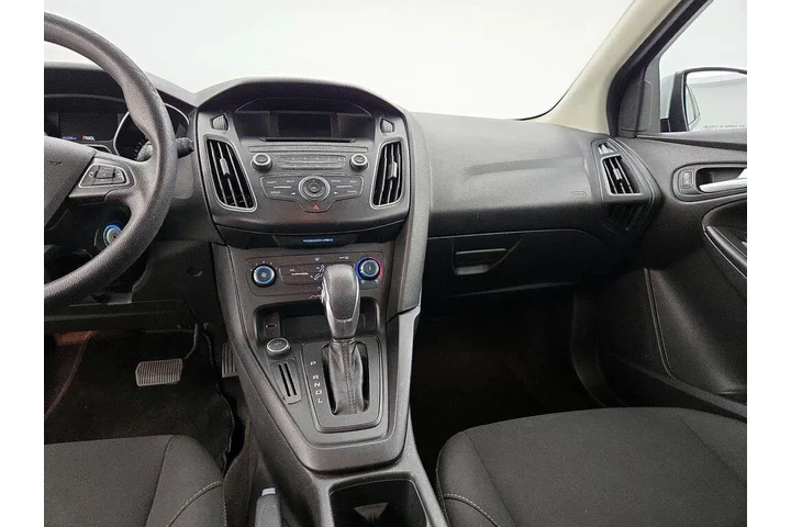 $11599 : Ford Focus 2017 SE 4dr Hatch image 9